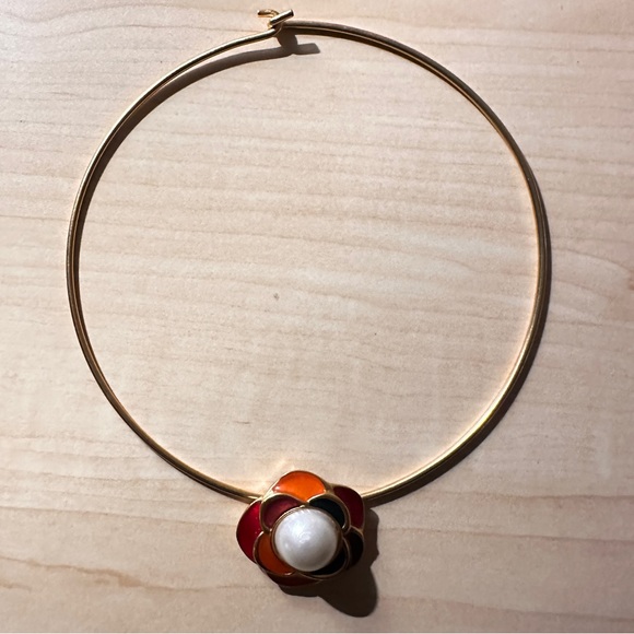 Anne Klein Pendant Choker Necklace - Flower Faux Pearl Gripoix Style - Picture 3 of 4